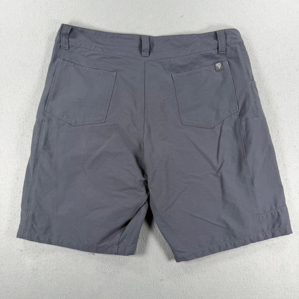 The North Face Mens Gray Hiking Shorts Size 36 Technical Cargo Utility Trekking